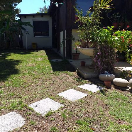 Brezza Di Mare Appartamento In Villa Con Giardino E Spiaggia ,Casa Vacanze Al Mare كوارتو سانتيلينا المظهر الخارجي الصورة