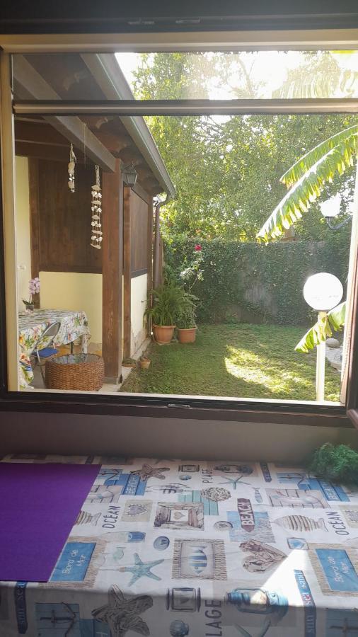 Brezza Di Mare Appartamento In Villa Con Giardino E Spiaggia ,Casa Vacanze Al Mare كوارتو سانتيلينا المظهر الخارجي الصورة